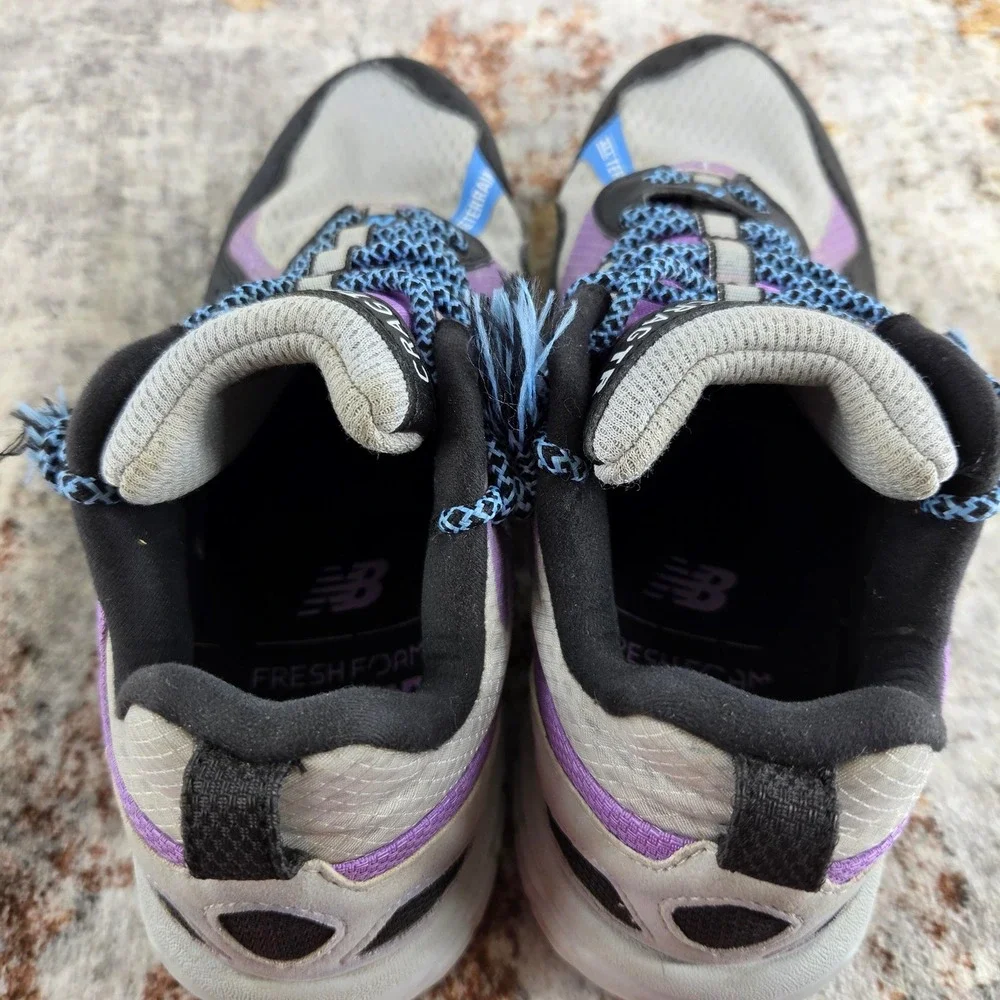 New Balance Fresh Foam Crag TR Trail Shoes Womens 9.5B Grey WTCRGLC2 Hiking